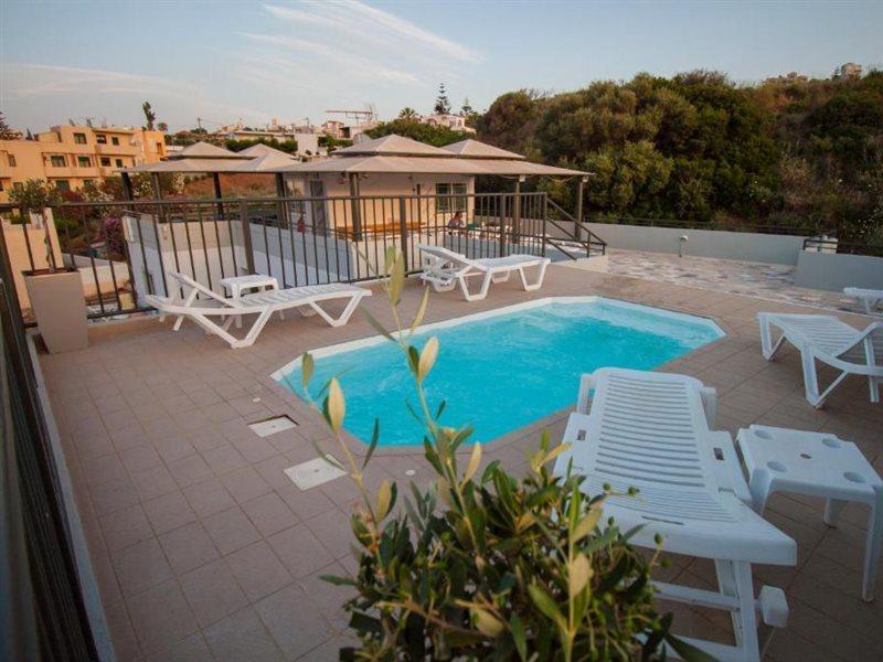 Elia Stalos Apartments Agia Marina  Ngoại thất bức ảnh